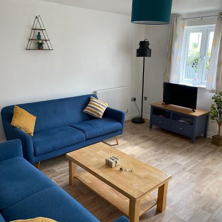 Stylish 3 Bed Home With Allocated Parking For 2 Liskeard Exterior photo